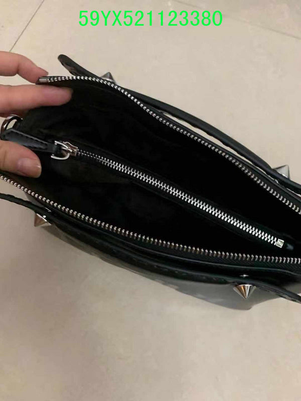 GC - Shoulder - 3495