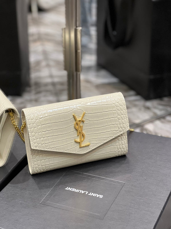 Luxurious Totes - Latest - 8230