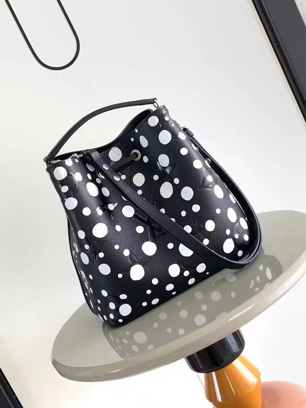 LOV - Luxurious Totes - 118