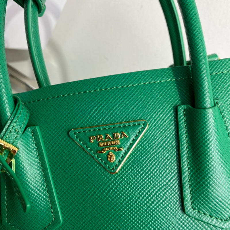 Luxurious Totes - Latest - 4558