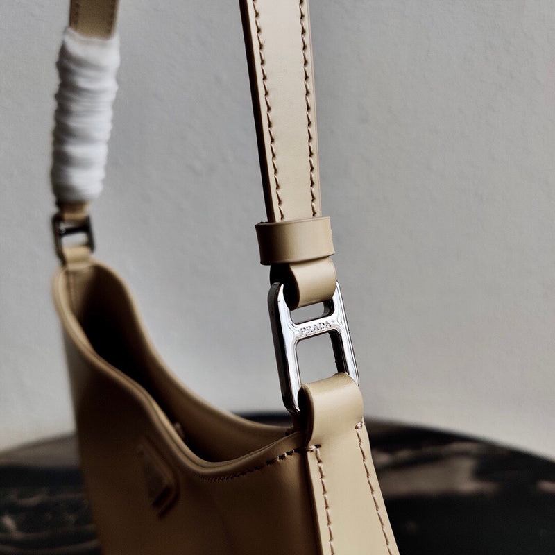 Luxurious Totes - Latest - 4673