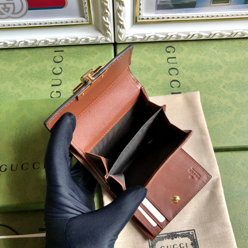 GUI - Luxurious Totes - 178