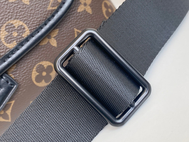 LOV - Luxurious Totes - 2441