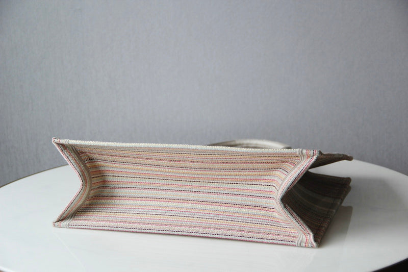Luxurious Totes - Latest - 6521