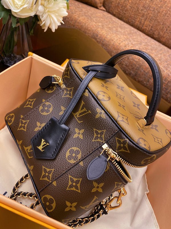 LOV - Luxurious Totes - 2038