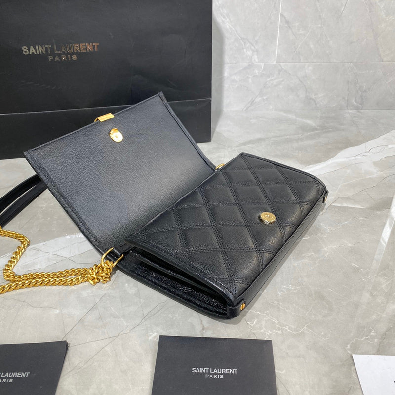 Luxurious Totes - Latest - 8400
