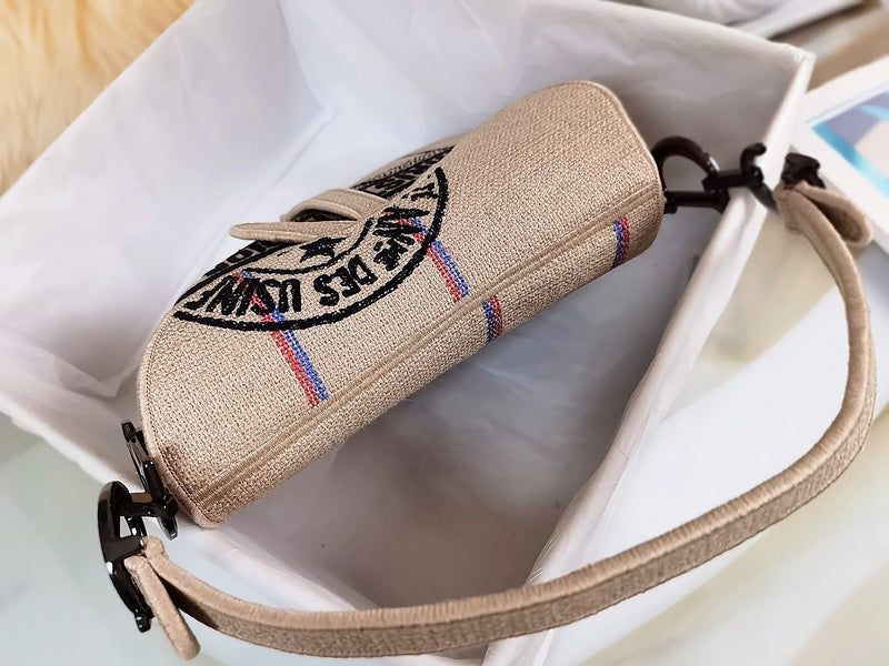 Luxurious Totes - Latest - 6382