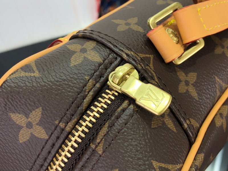 LOV - Luxurious Totes - 2212