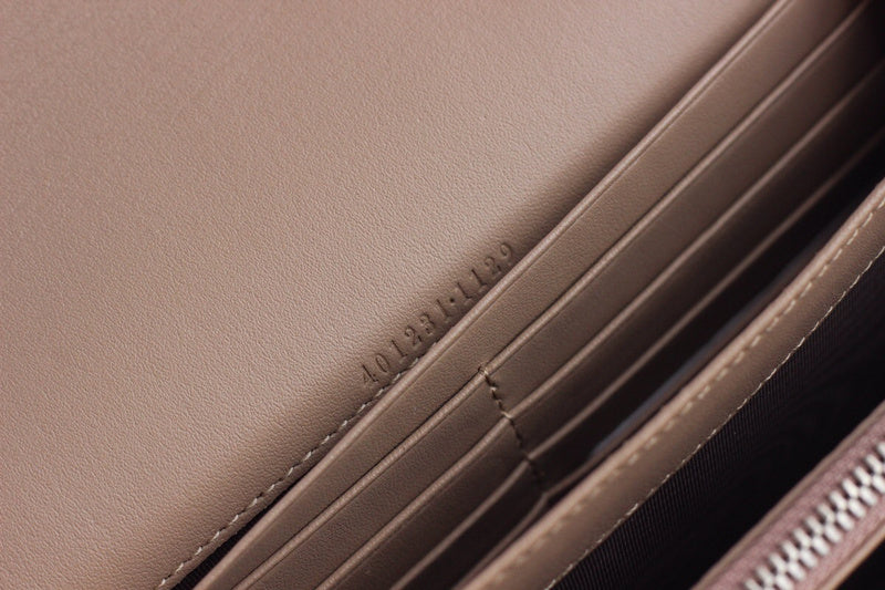 Luxurious Totes - Latest - 4413