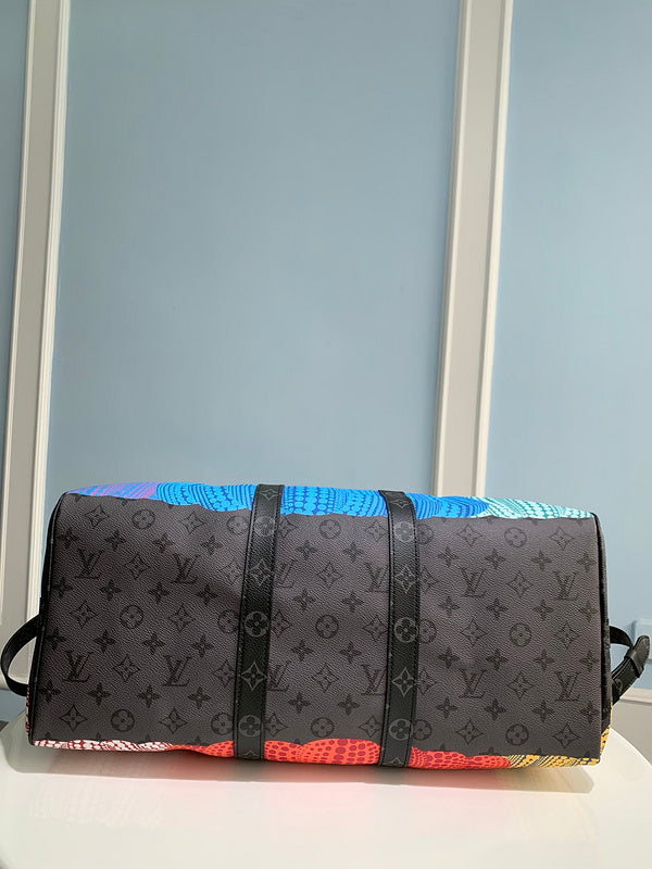LOV - Luxurious Totes - 356