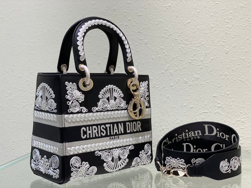 Luxurious Totes - Latest - 6197