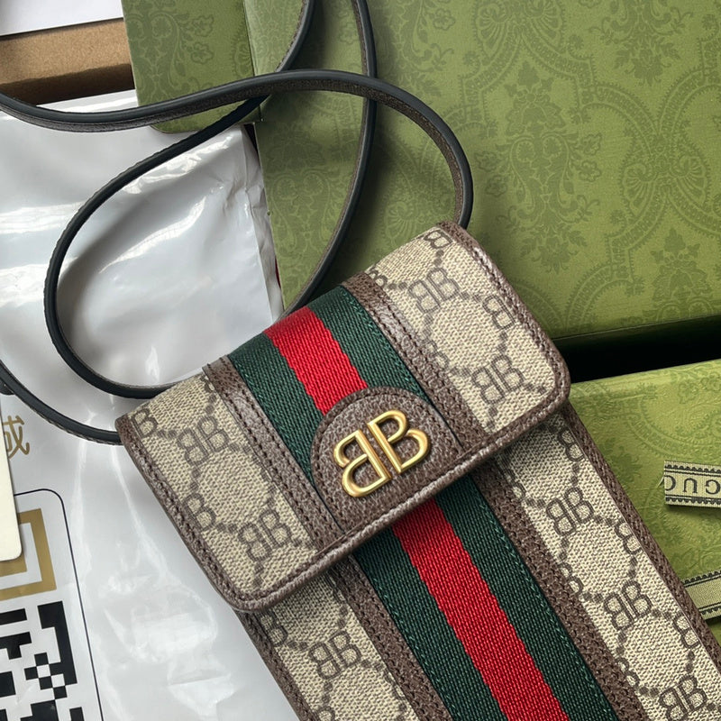 GUI - Luxurious Totes - 1233