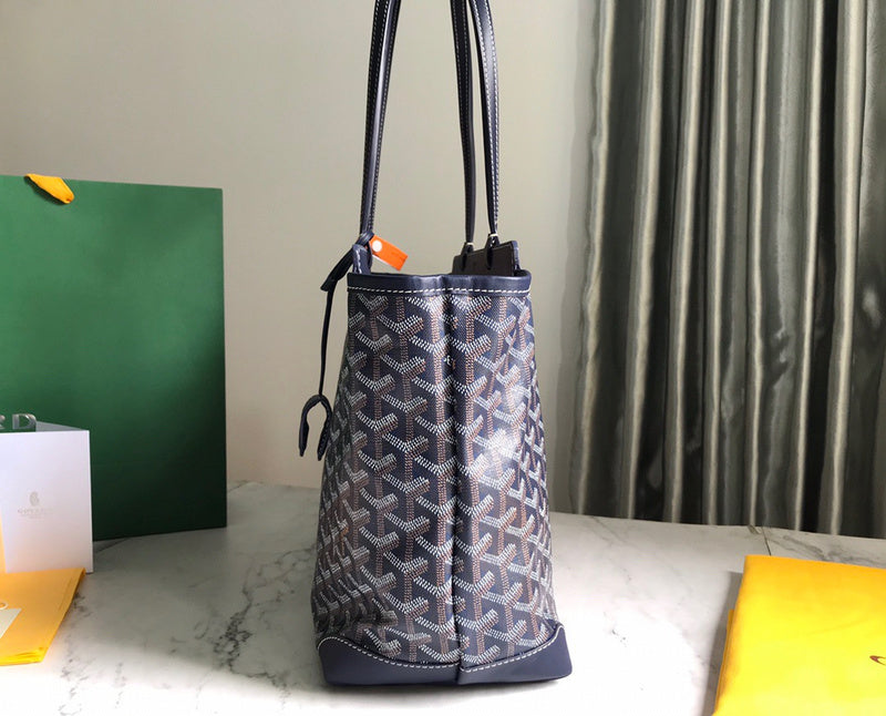 Lux-Totes - GOD Bags - 229
