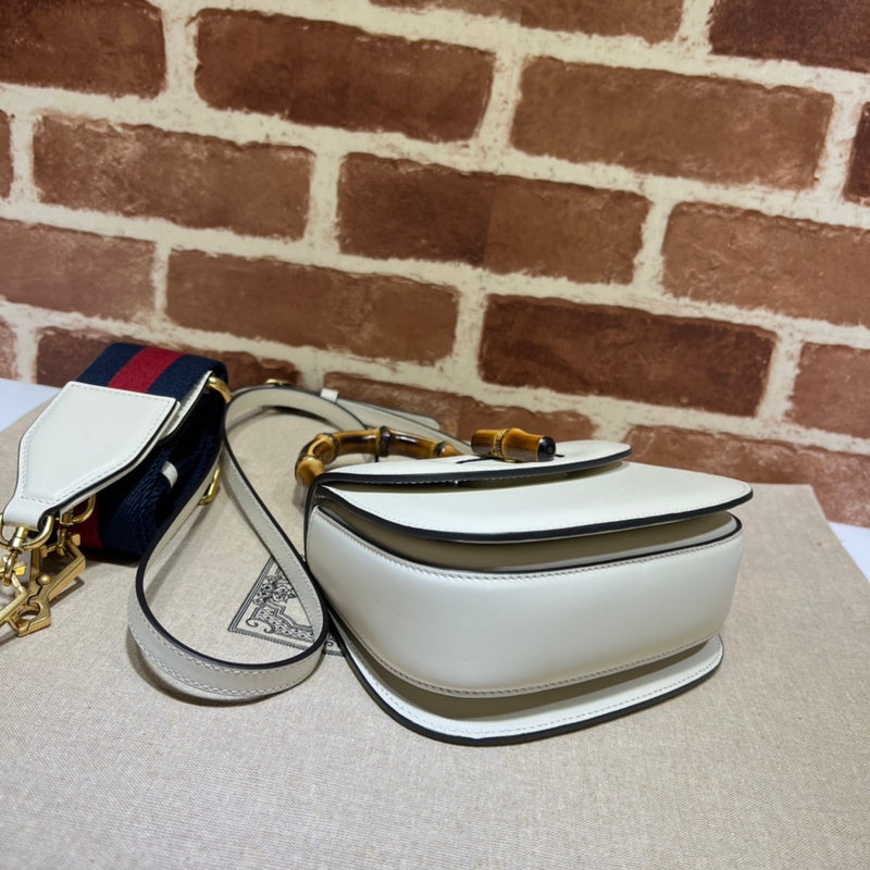 GUI - Luxurious Totes - 082