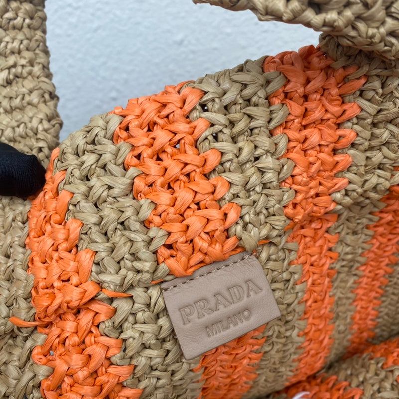 Luxurious Totes - Latest - 4547