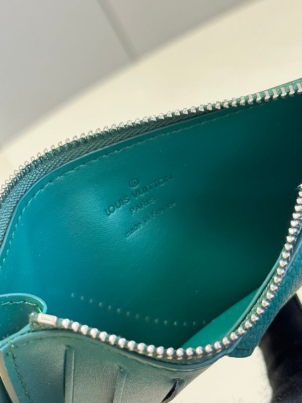 LOV - ZEP - 052