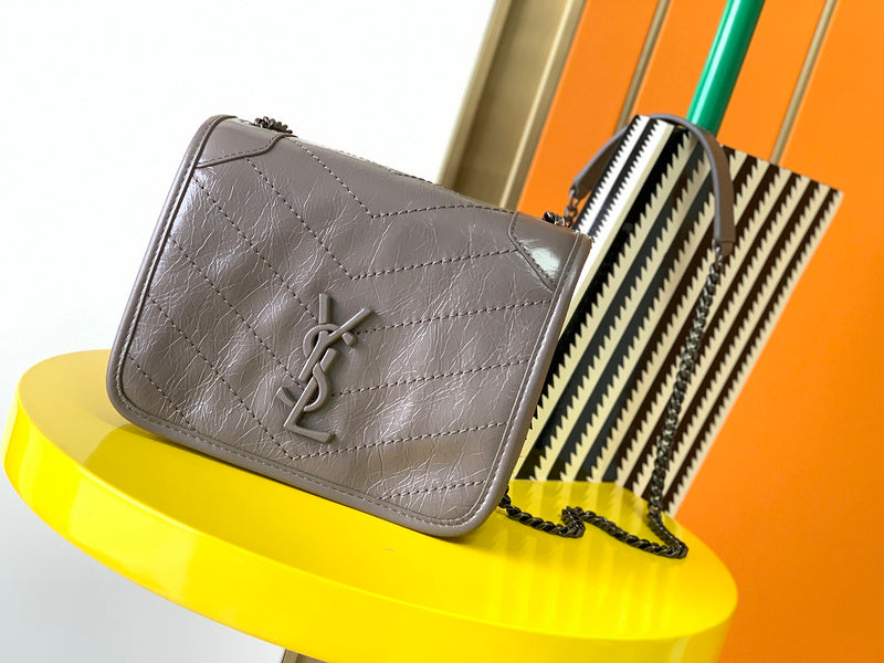 Luxurious Totes - Latest - 8615
