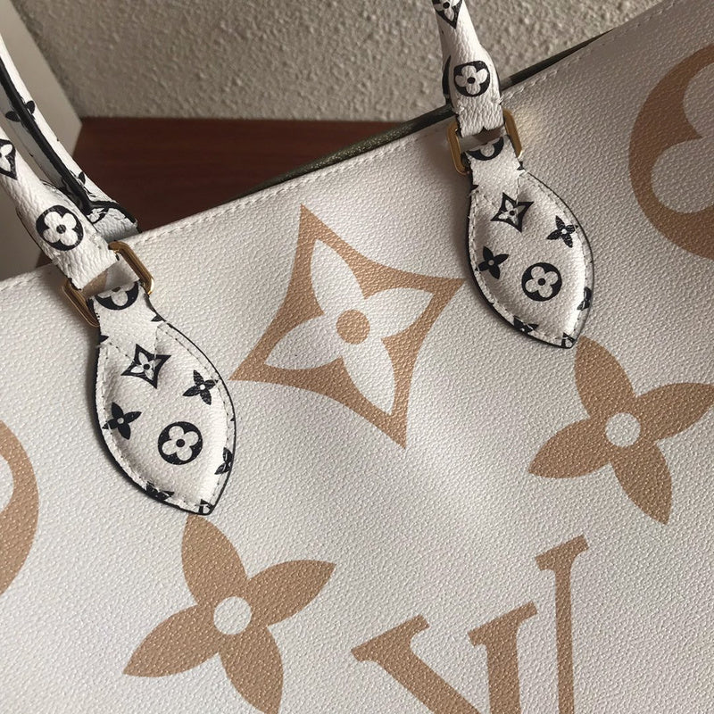 LOV - Luxurious Totes - 2241
