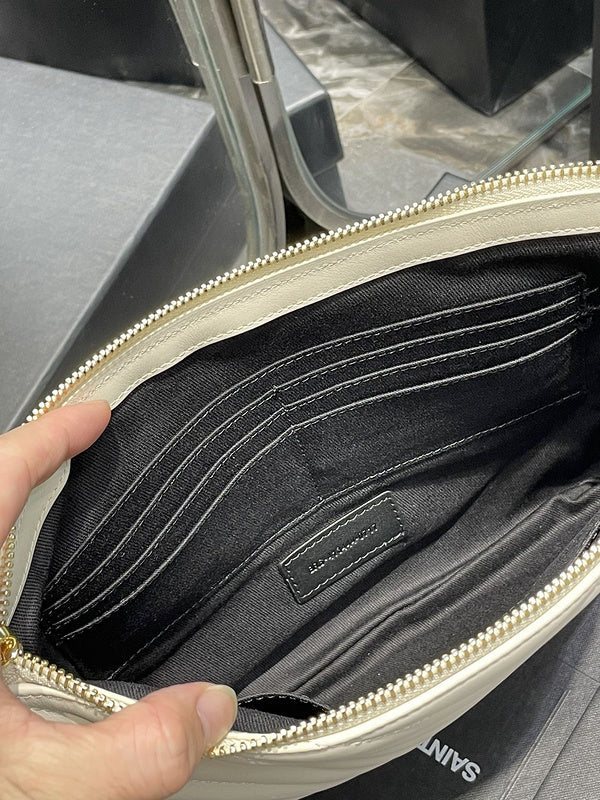 Luxurious Totes - Latest - 8799