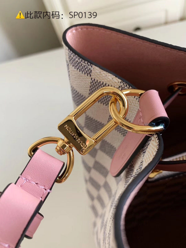 Luxurious Totes - Latest - 9761
