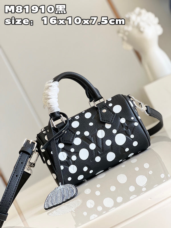 LOV - Luxurious Totes - 768