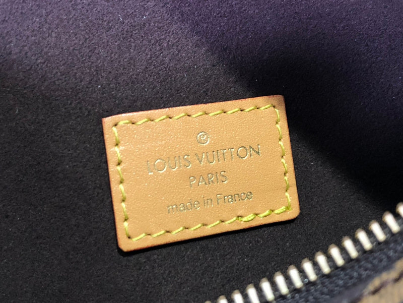 LOV - Luxurious Totes - 926