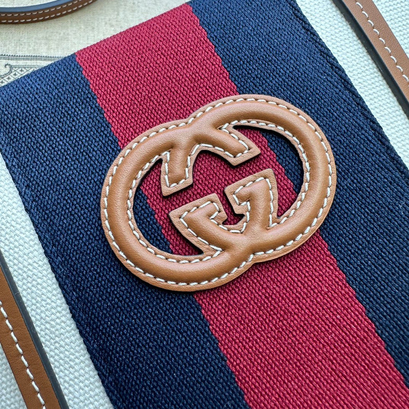 GUI - Luxurious Totes - 089
