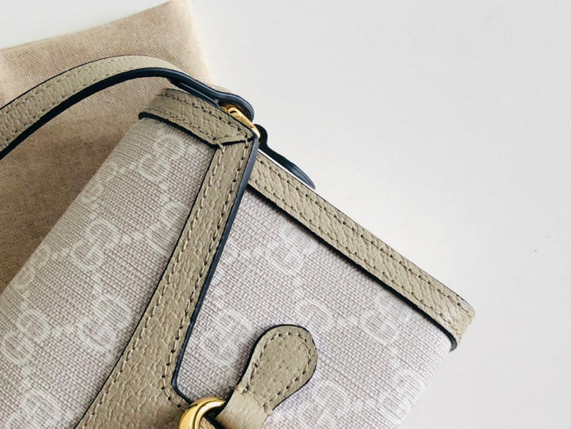 GUI - Luxurious Totes - 1076