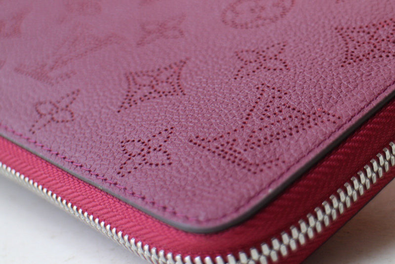 Luxurious Totes - Latest - 877