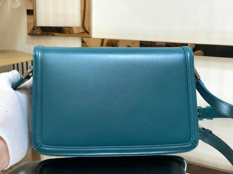 Luxurious Totes - Latest - 9399