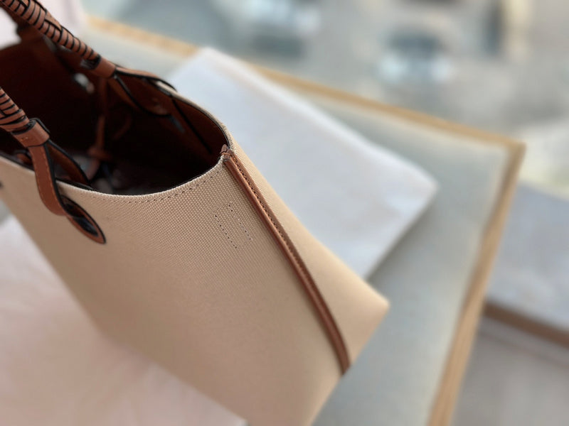 Luxurious Totes - LW-CH Bags - 052