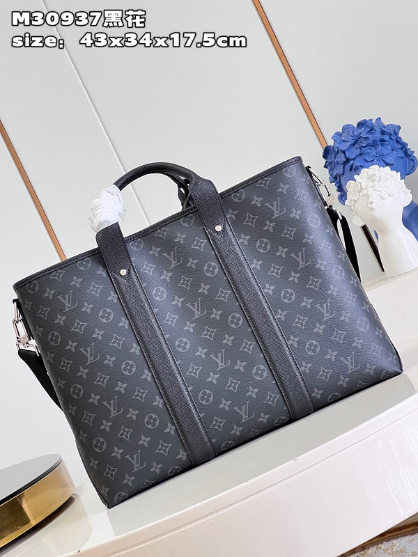 LOV - Luxurious Totes - 359