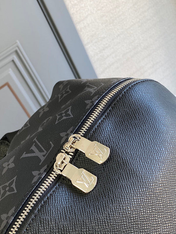 LOV - Luxurious Totes - 1858