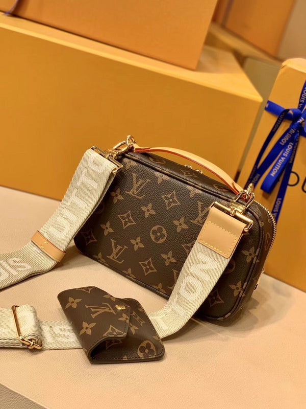 LOV - Luxurious Totes - 2403