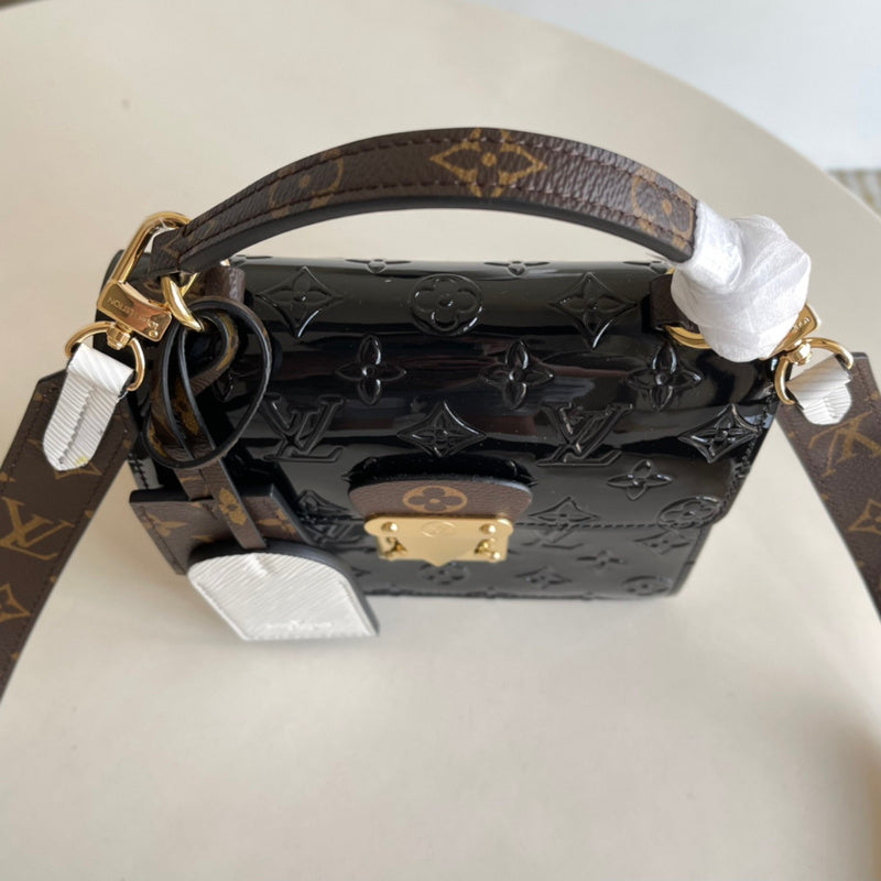 LOV - Luxurious Totes - 2226