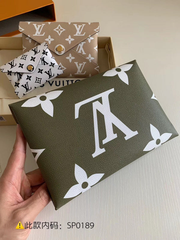 Luxurious Totes - Latest - 2391