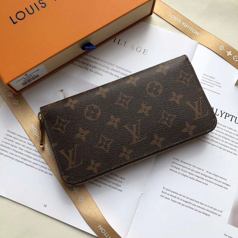 LOV - Luxurious Totes - 2695