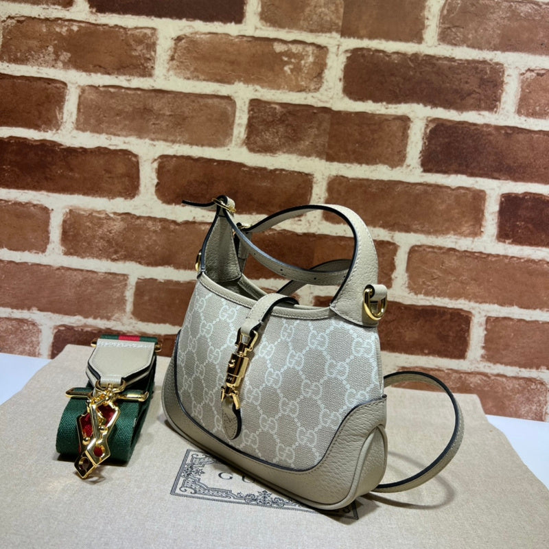GUI - Luxurious Totes - 098