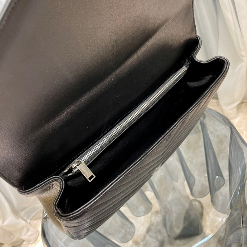 Luxurious Totes - Latest - 8412