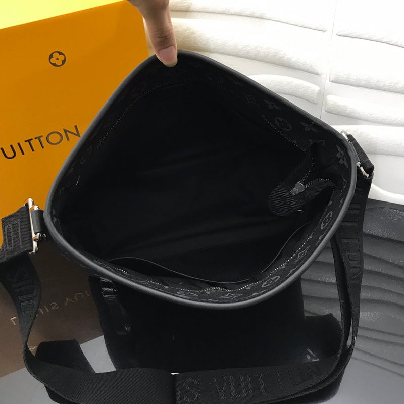 LOV - Luxurious Totes - 1410