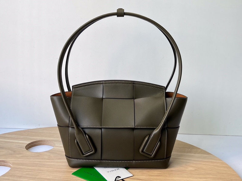 Luxurious-Totes - BV Bags - 2550