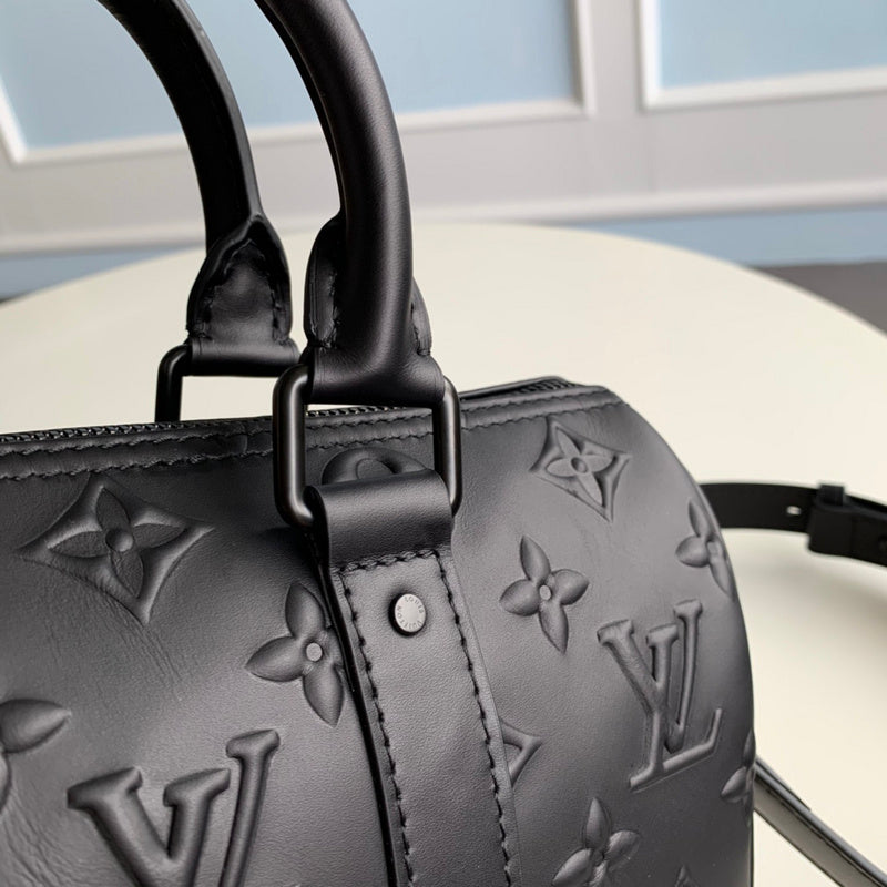 LOV - Luxurious Totes - 2380