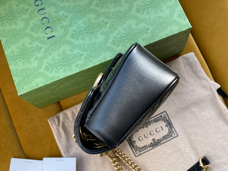 GUI - Luxurious Totes - 900
