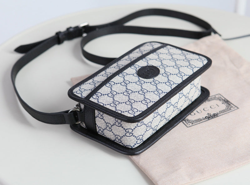 GUI - Luxurious Totes - 650