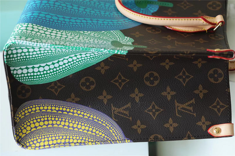 Lux-Totes - LOV Bags - 447