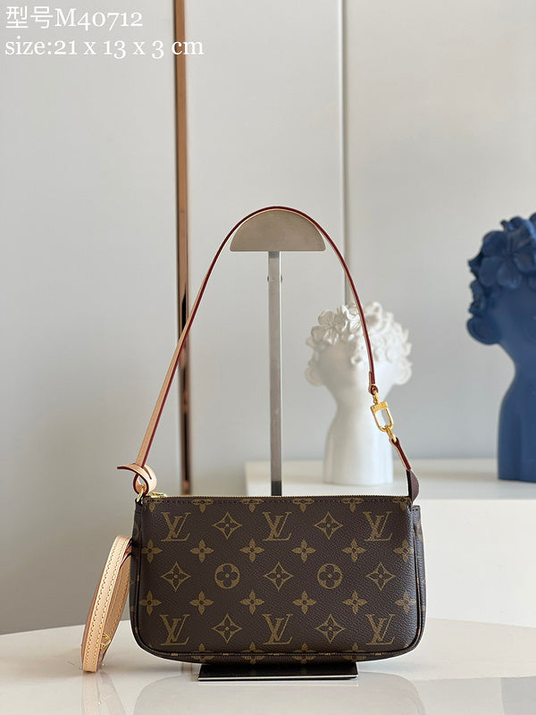 LOV - Luxurious Totes - 1401