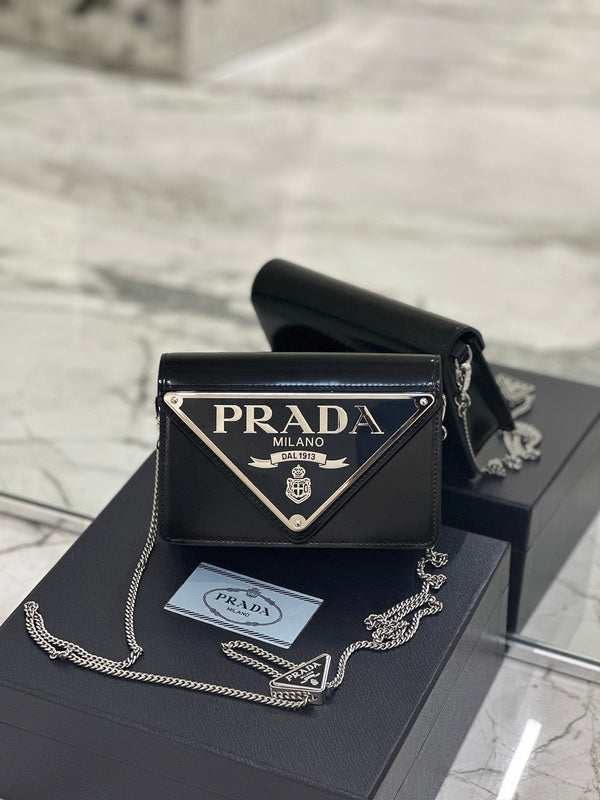 PDA - Luxurious Totes - 078