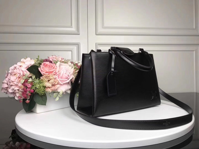 LOV - Luxurious Totes - 2350