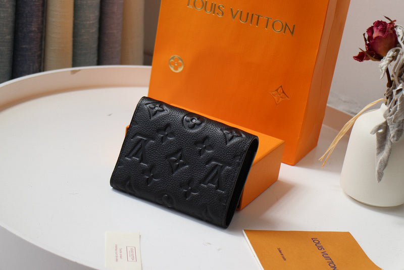 Luxurious Totes - Latest - 841