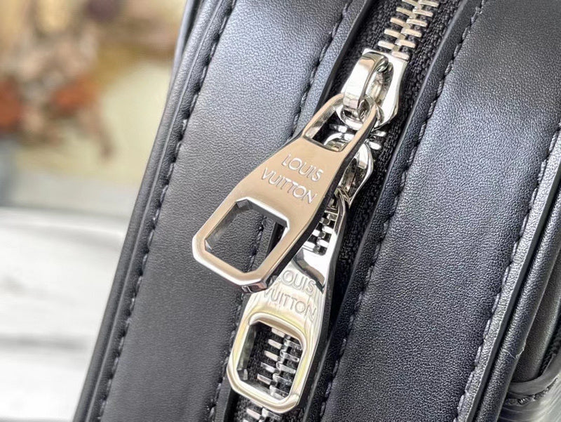 LOV - Luxurious Totes - 1749